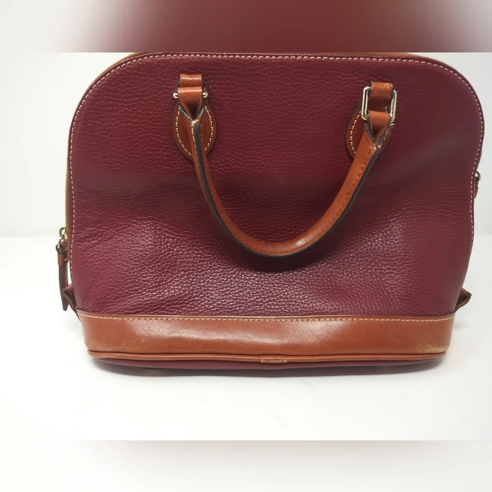 Dooney & Bourke Pebble Grain Zip Zip Satchel Bordeaux in great condition - Picture 7 of 16